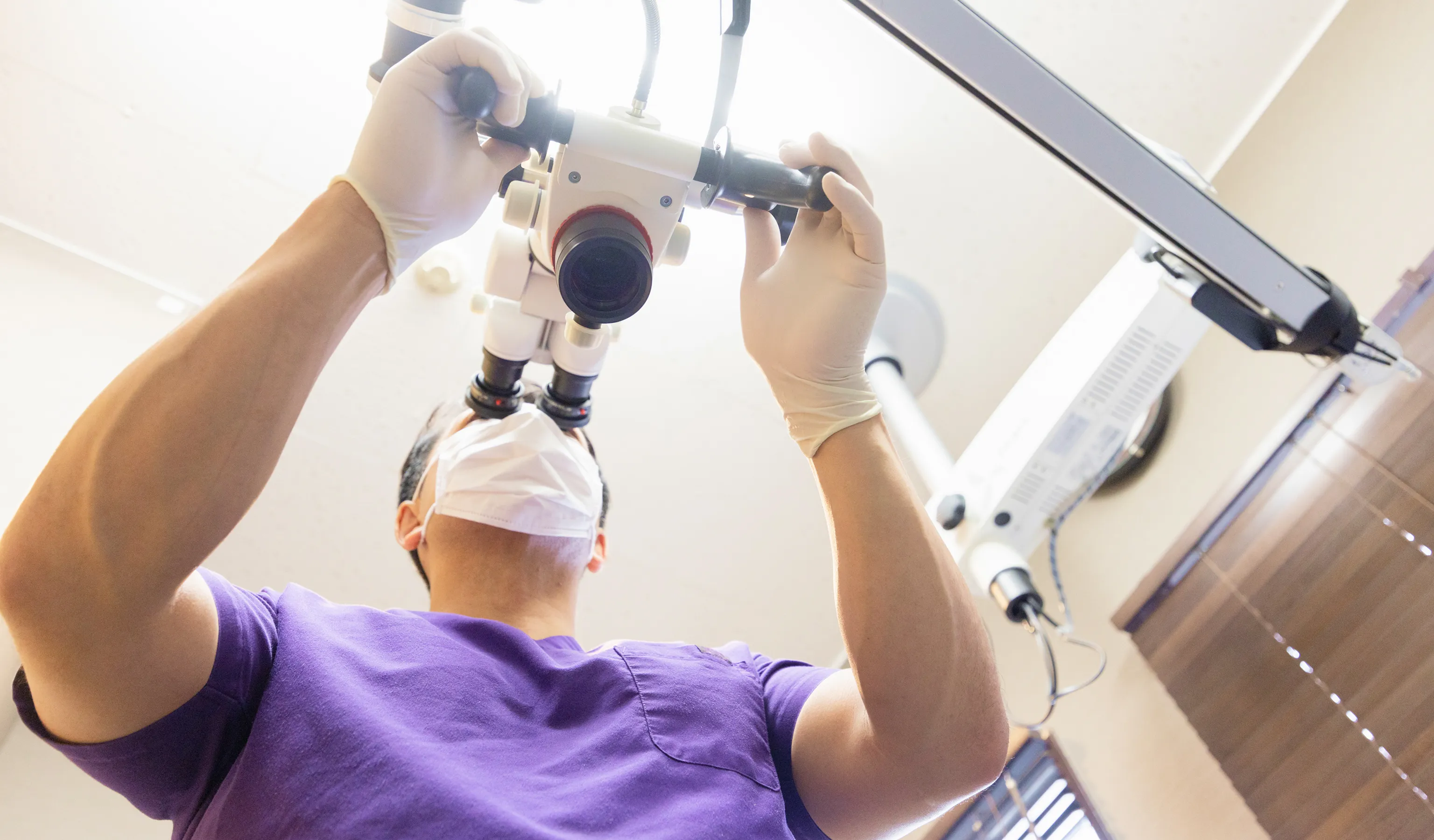 新小金井の歯医者 小金井ファーストデンタルクリニック マイクロスコープ